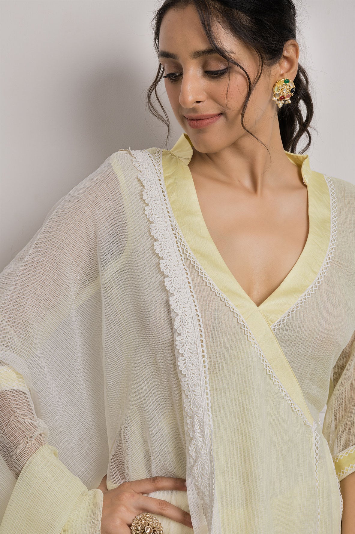 Lace Serenity Suit Set in Light Yellow